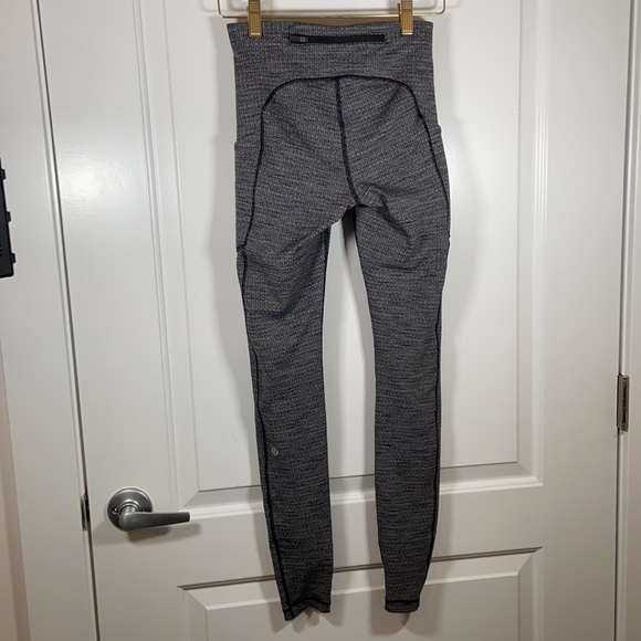Lululemon Speed Up Tight - Picture 3 of 10